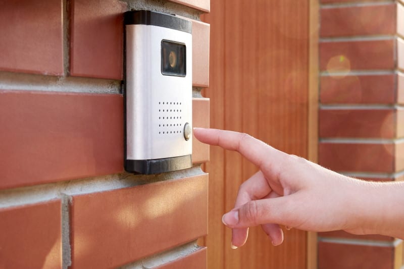 Wired vs Wireless Doorbell - Which is Better For You