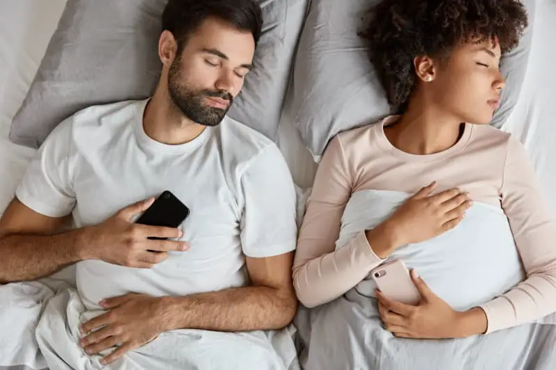 7 Tips to Reduce Phone Radiation While Sleeping